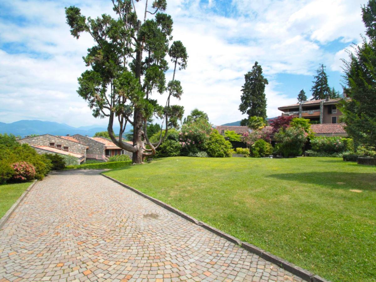 Apartment Hermitage-19 By Interhome Porto Valtravaglia Dış mekan fotoğraf