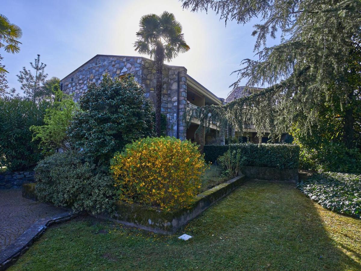 Apartment Hermitage-19 By Interhome Porto Valtravaglia Dış mekan fotoğraf
